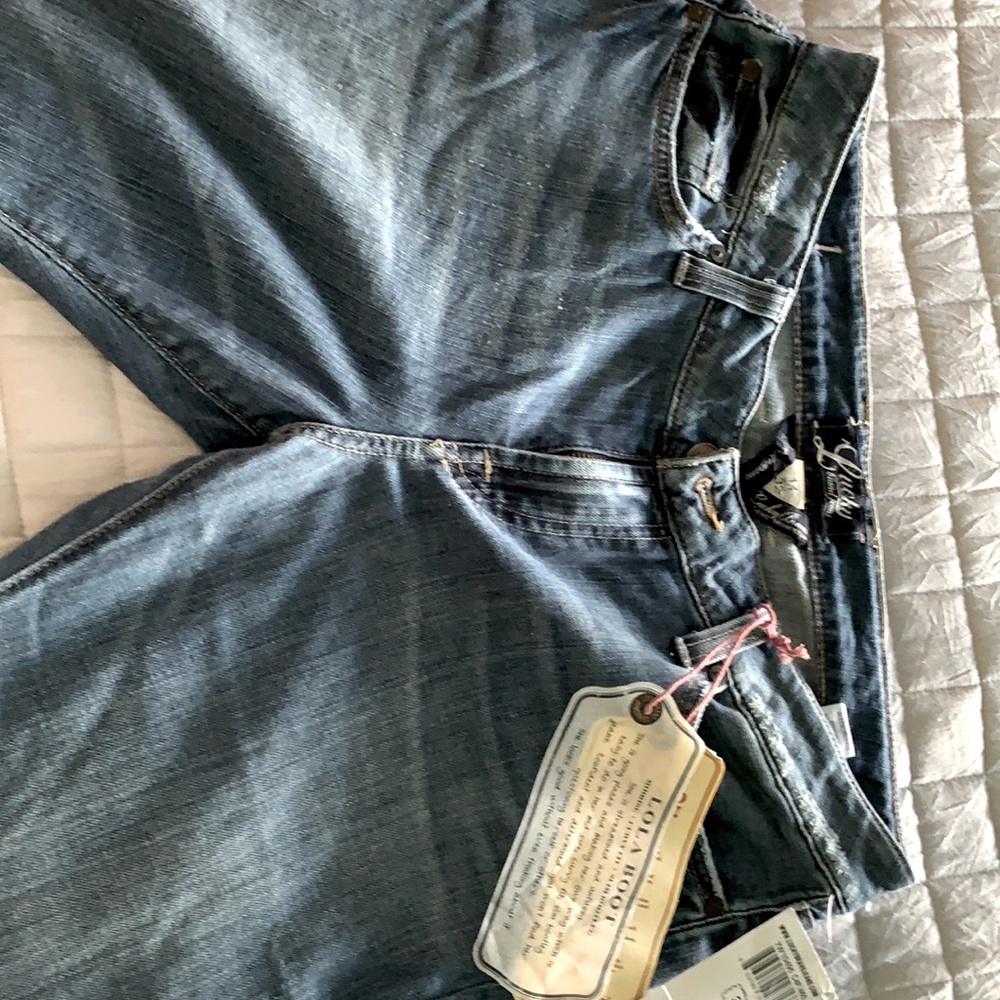 New w/tagsLucky Brand Jeans Lola Boot mid rise curvy fit slim bootleg Size14/32